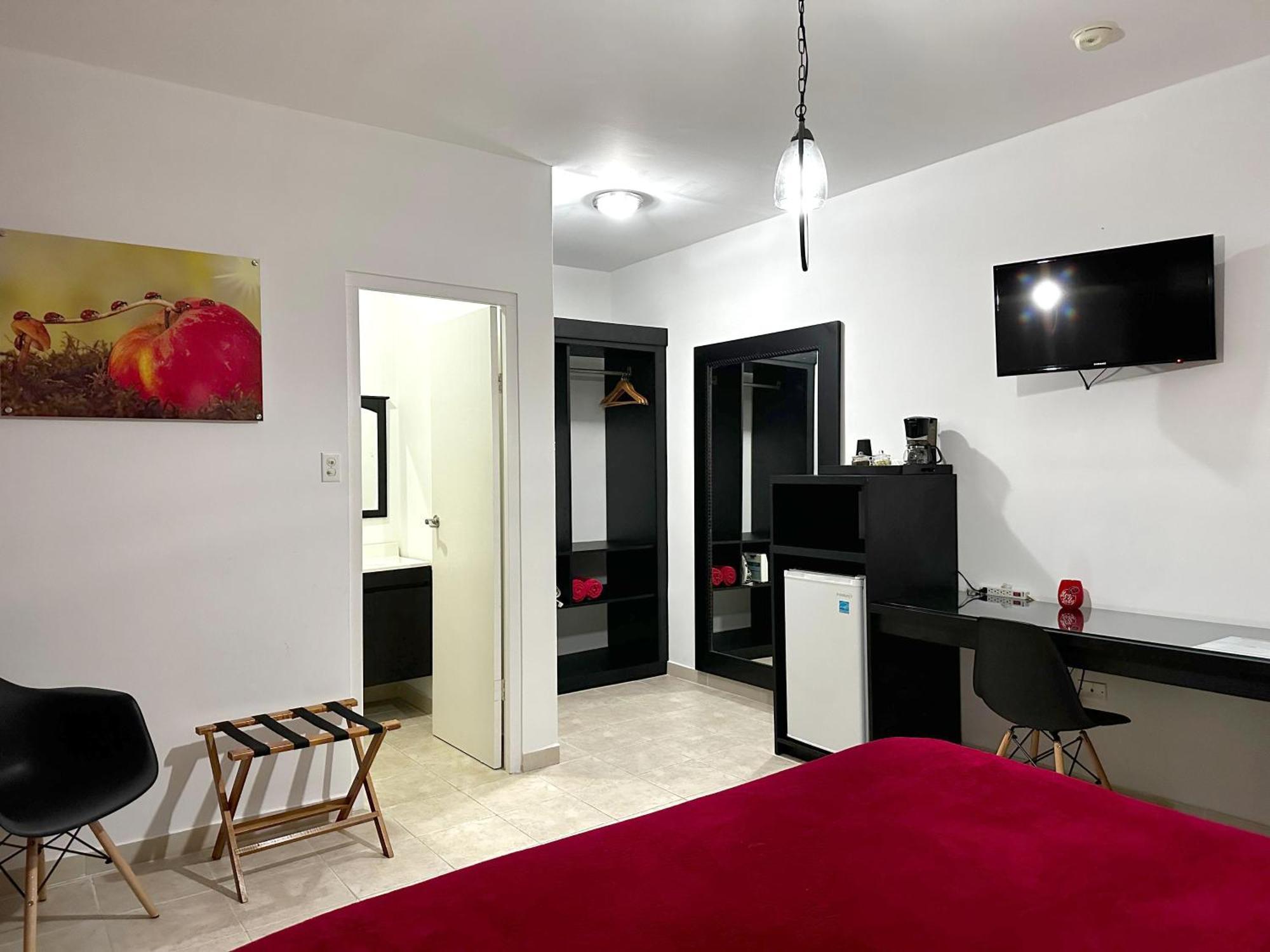 Ladybugs Apartments Палм Бич Экстерьер фото